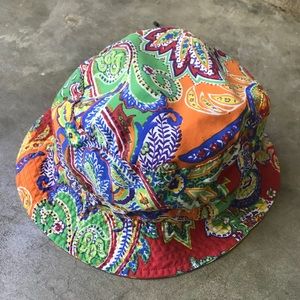 Paisley polo bucket hat